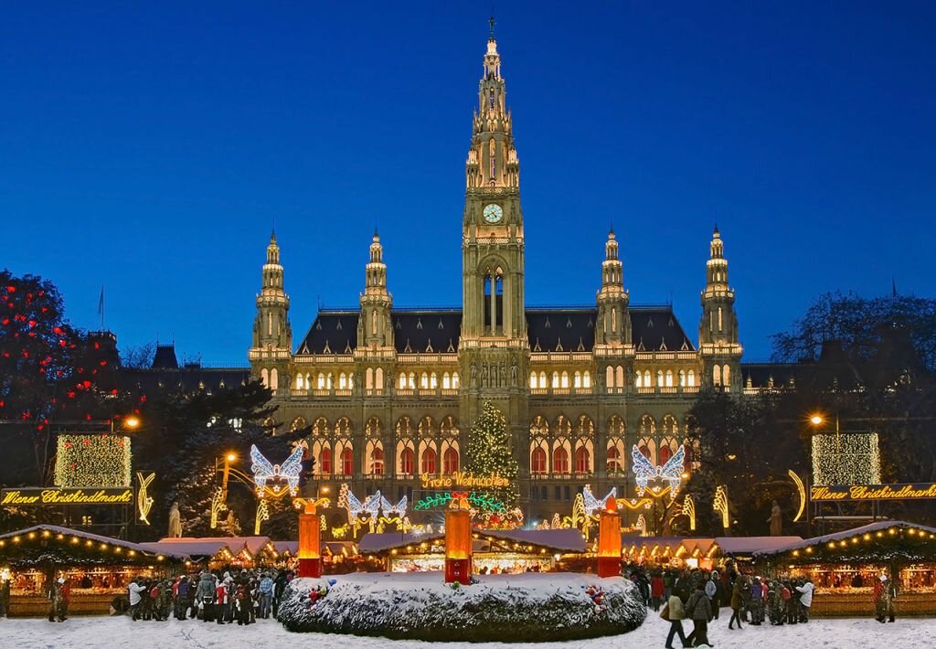 Büyük Orta Avrupa Turu Pegasus ile / 7 Gece Otel Konaklamalı / İstanbul Çıkışlı / Budapeşte Gidiş / 2027