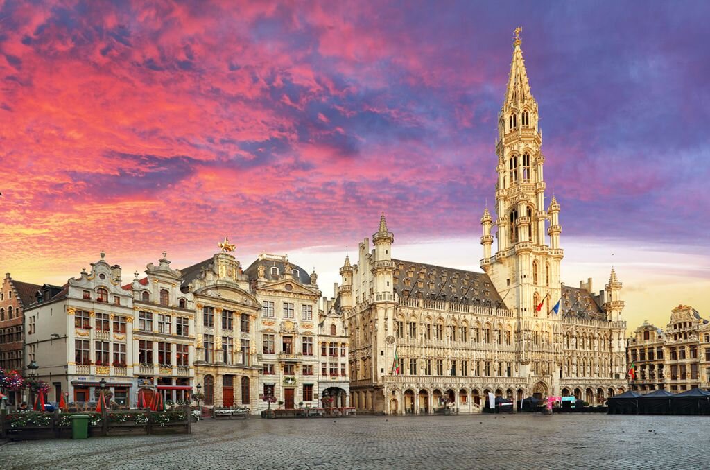 Ekspress Benelüks Paris Turu Pegasus ile / 5 Gece Otel Konaklamalı / İstanbul Çıkışlı / Amsterdam Dönüş / 2027