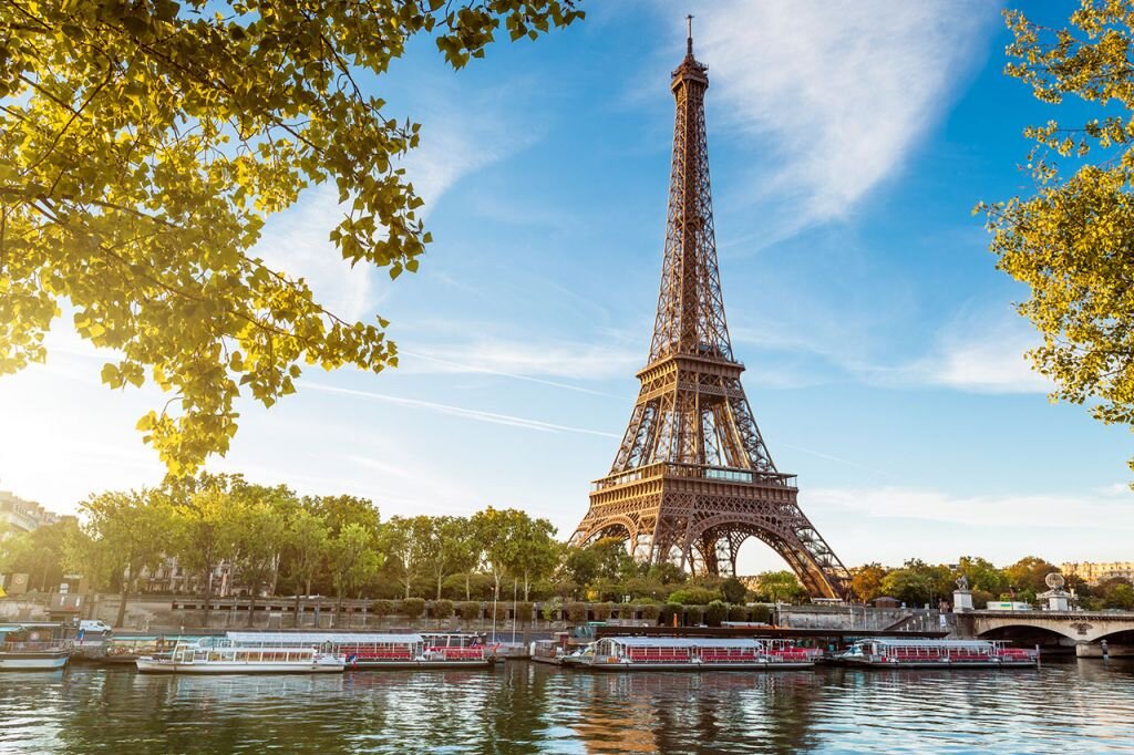 Ekspress Benelüks Paris Turu Pegasus ile / 5 Gece Otel Konaklamalı / İstanbul Çıkışlı / Amsterdam Dönüş / 2027 - 2