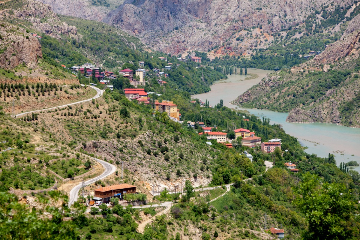 Uçaklı Van Tatvan Kemaliye Elazığ Erzincan Turu / 3 Gece Otel Konaklamalı / İstanbul Çıkışlı - 5